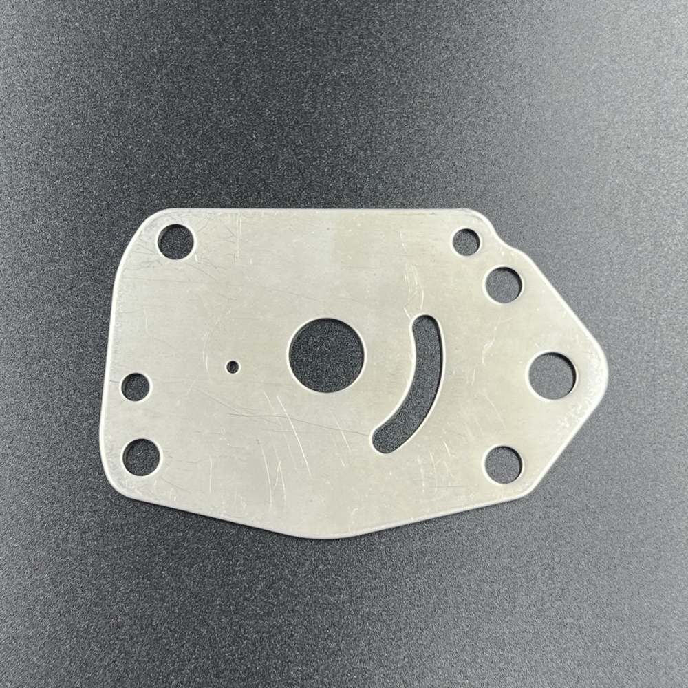 Пластина помпы охлаждения Mercury 6-15 (Omax)