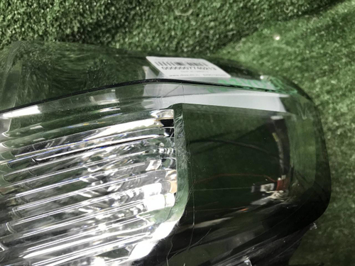 Битая Фара левая Toyota Land Cruiser 200 15-21 LED