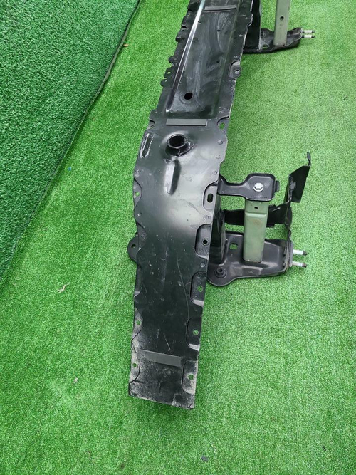 Усилитель передний Mercedes GLE V167 (2018-н.в.)