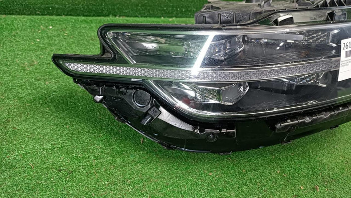 Фара правая Genesis G90 (2018-2022) LED