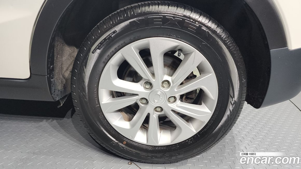 KG Mobility (Ssangyong) Very New Tivoli Дизель 1.6 2WD (05.2020)