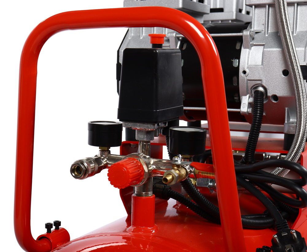 Компрессор пневматический 220В 3.0кВт 8атм. 280л/мин. ресивер-109л поршневой безмасляный GTE