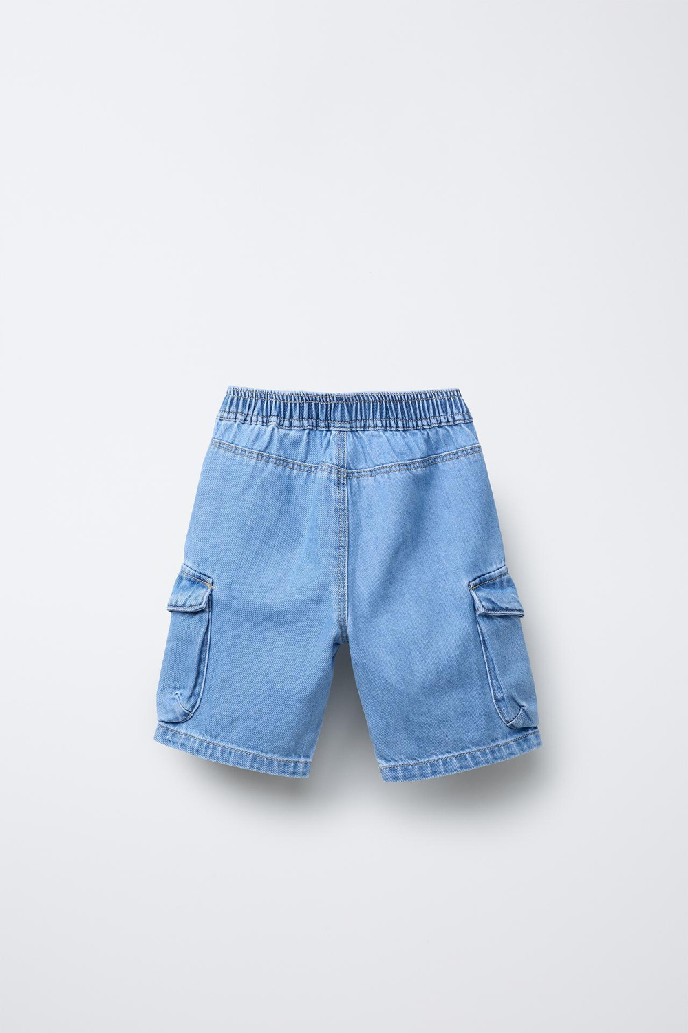 ZARA ДЖИНСОВЫЕ ШОРТЫ-КАРГО, ВЫЦВЕТШИЙ СИНИЙ