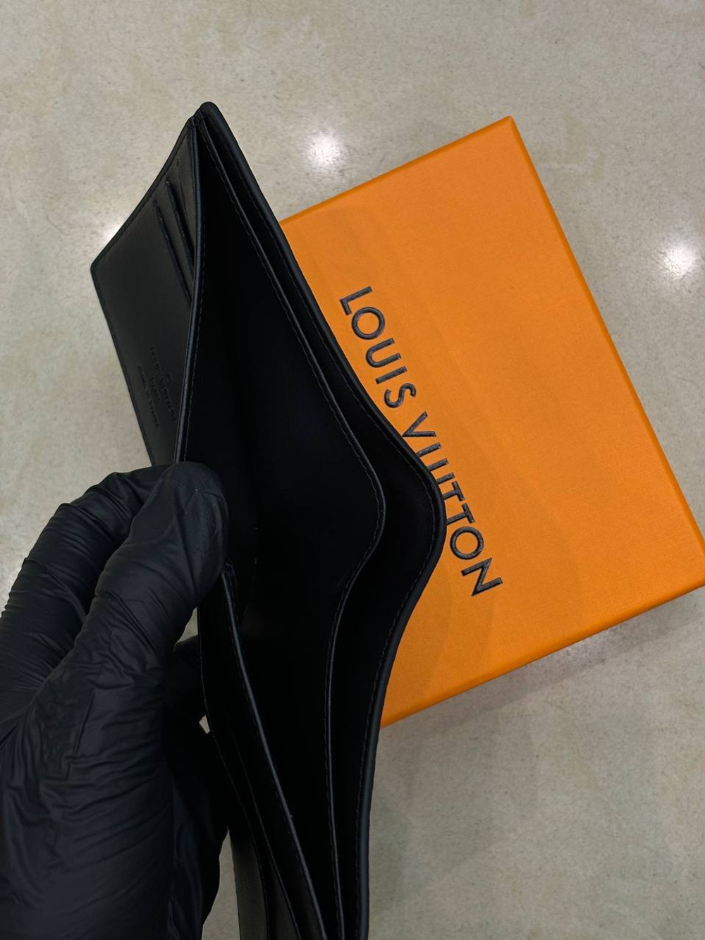 Кошелёк Louis Vuitton