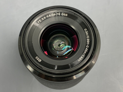 Sony FE 28-70mm 3.5-5.6 OSS