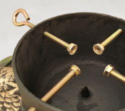 Iron Garden Подставка-держатель для елки