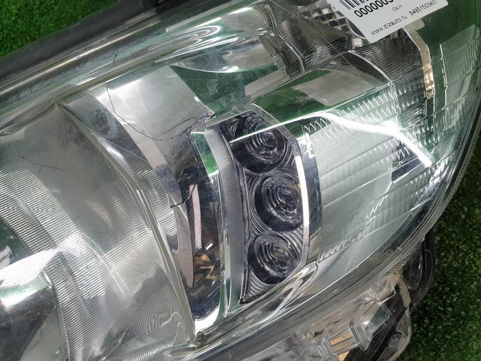 Фара левая Toyota Land Cruiser Prado 150 (2017-н.в.) галоген