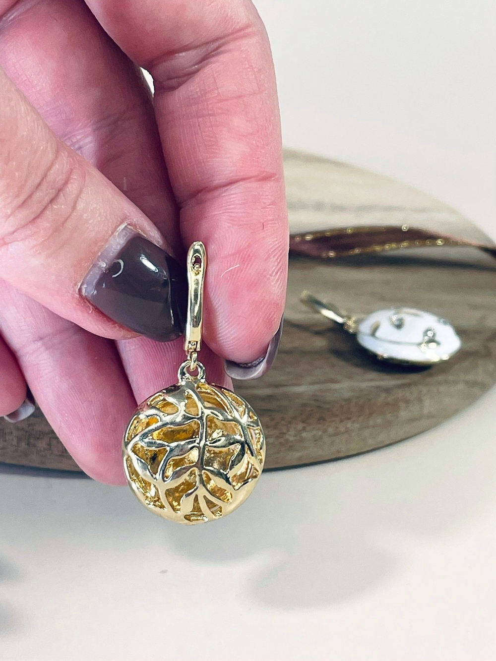 Серьги подвески с эмалью круглые