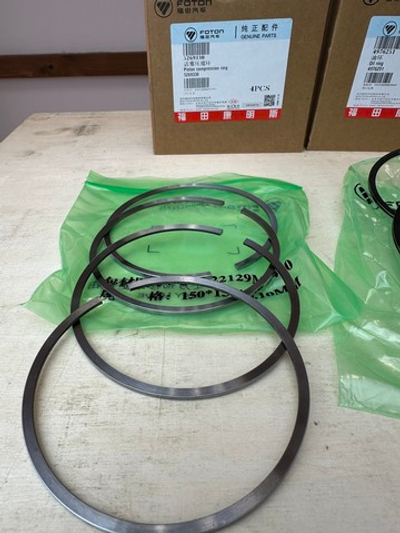 Комплект поршневых колец на 4 поршня  Cummins isf 2.8