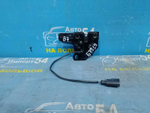 Замок капота AUDI A4 2005-2008