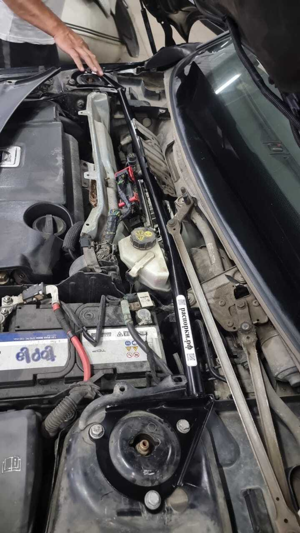 Распорка передних стоек (стаканов) Volvo S60 2, Volvo V60 1, Volvo S80 2 и Volvo XC70 3 (ПОД ЗАКАЗ)