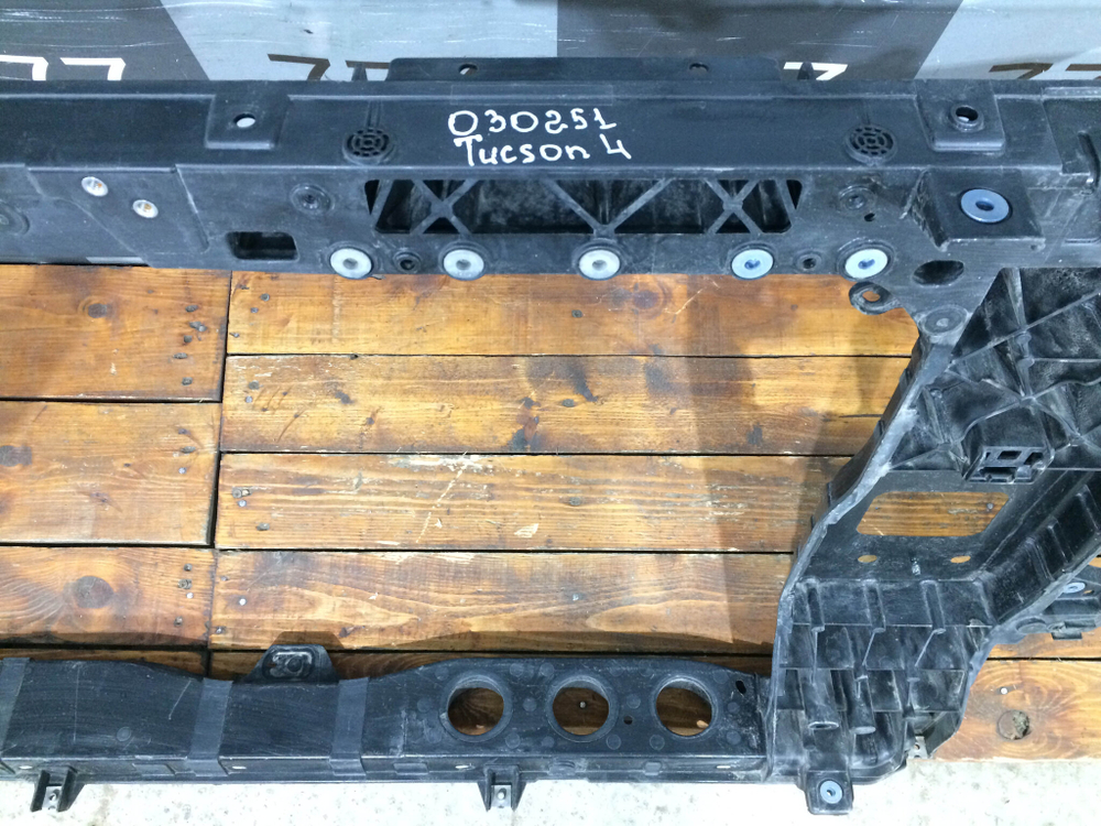 Панель передняя Hyundai Tucson 4 20-нв Б/У Оригинал 64101N9000