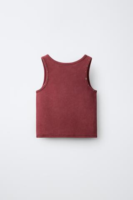 ZARA ФУТБОЛКА С ЗАКЛЕПКАМИ И ЗВЕЗДАМИ, ГРАНАТОВЫЙ