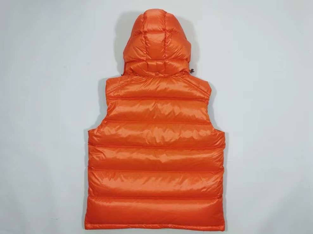 Безрукавка Moncler