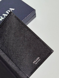 Кошелек Prada