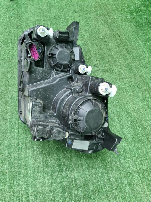 Битая Фара правая Geely Coolray (19-23) галоген