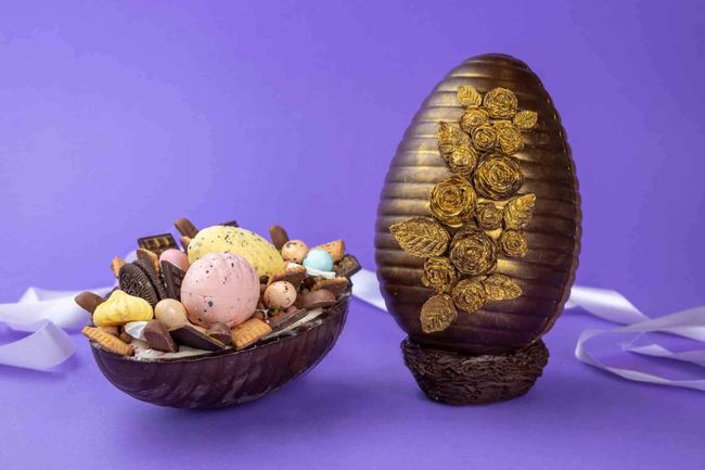 Шоколадное пасхальное яйцо «Золотая роза», 1000 г