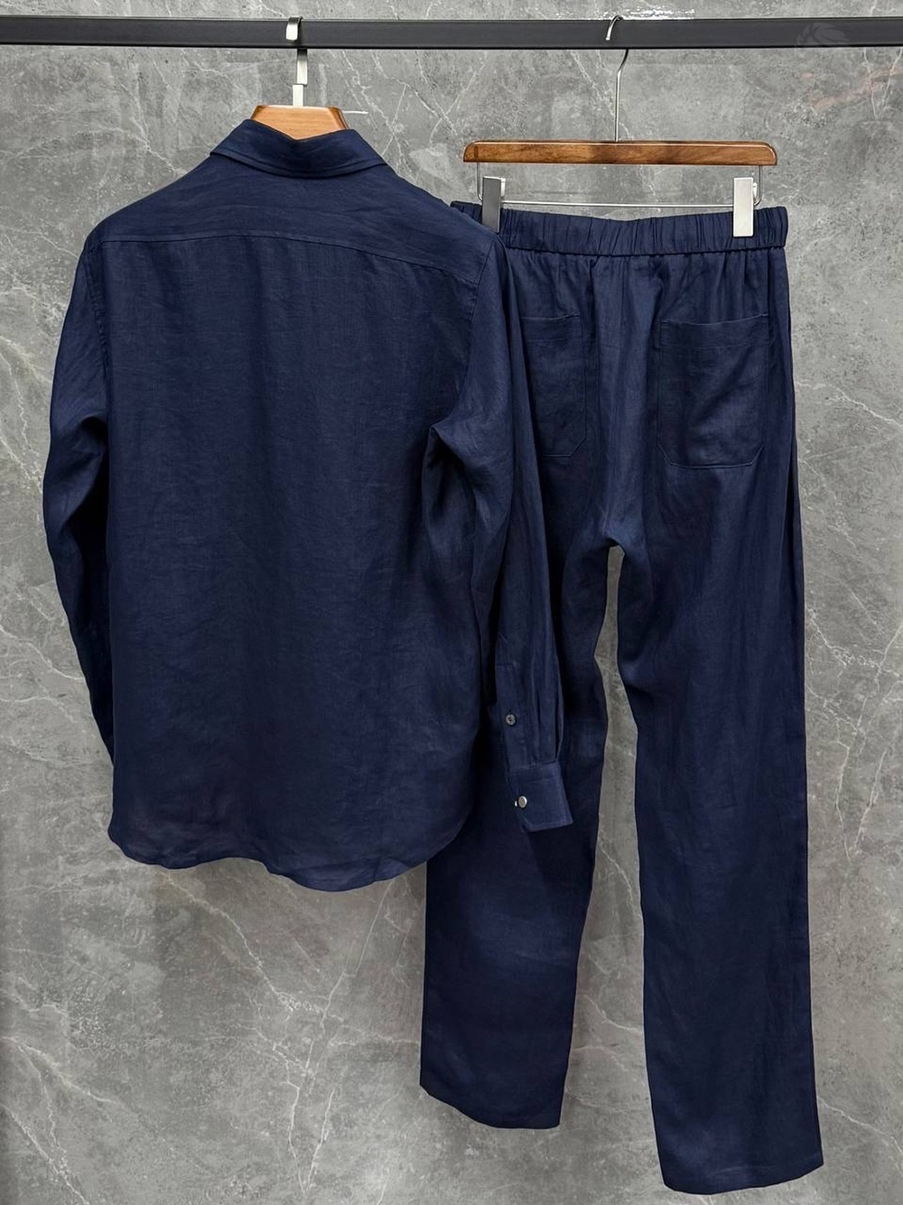 Льняной костюм Brunello Cucinelli