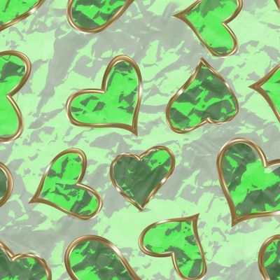 Зеленые сердечки с золотой каемочкой