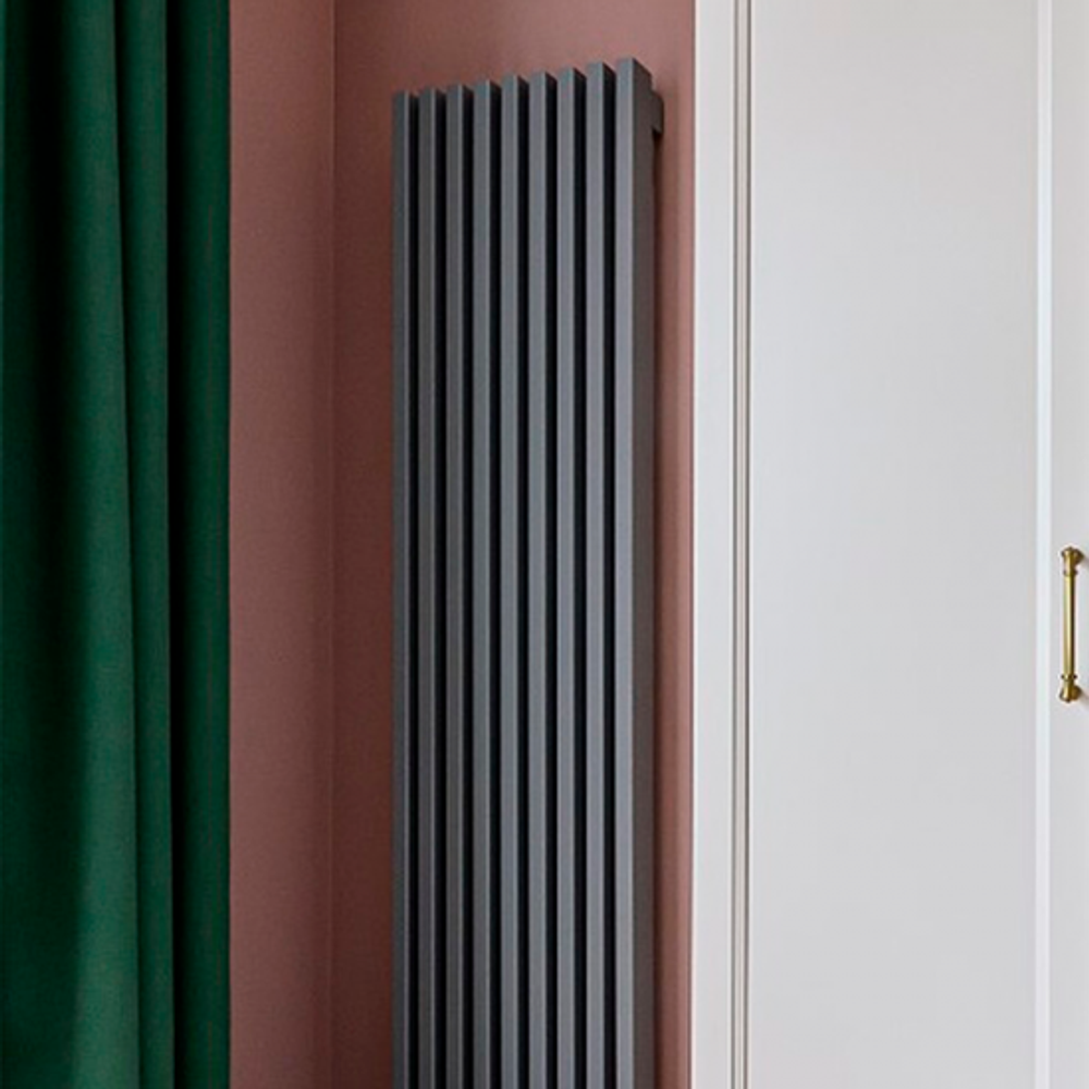Радиатор WARMMET водяной настенный вертикальный Luxe 60V (W) СЕРЫЙ RAL7040