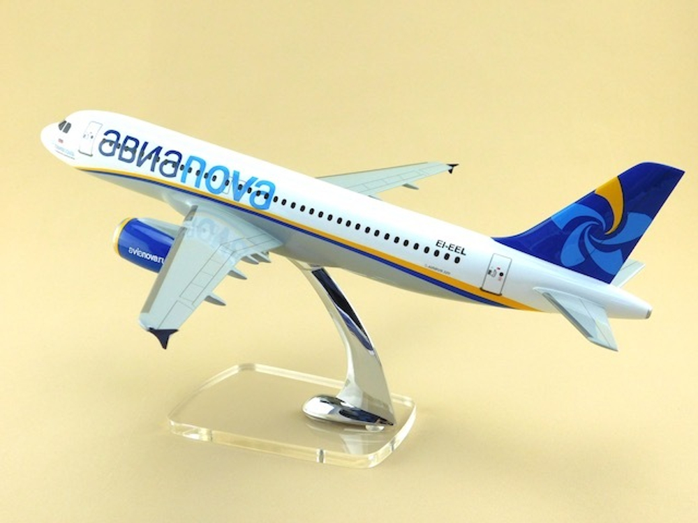 Модель самолета Airbus A320 (М1:100, Авианова)