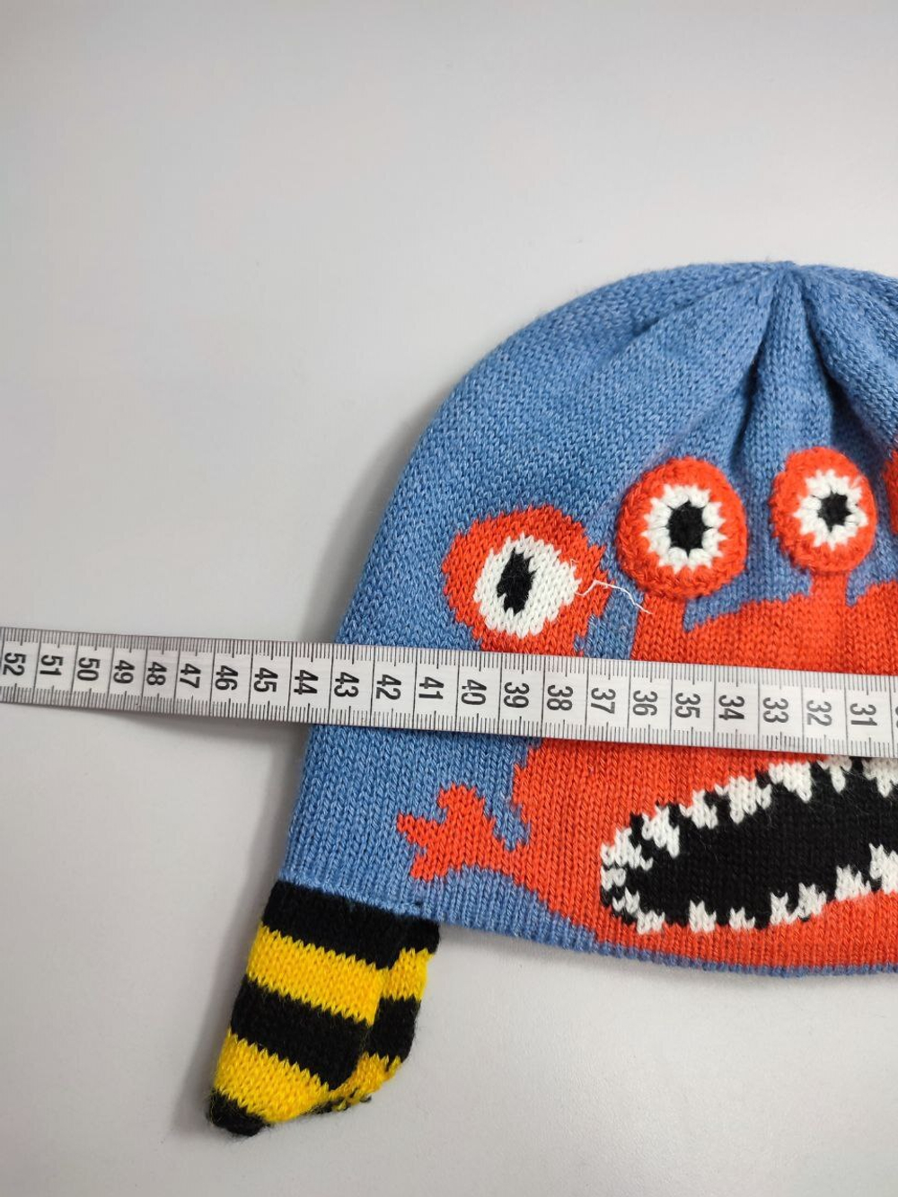 Шапка Benetton модная на 2/5 лет