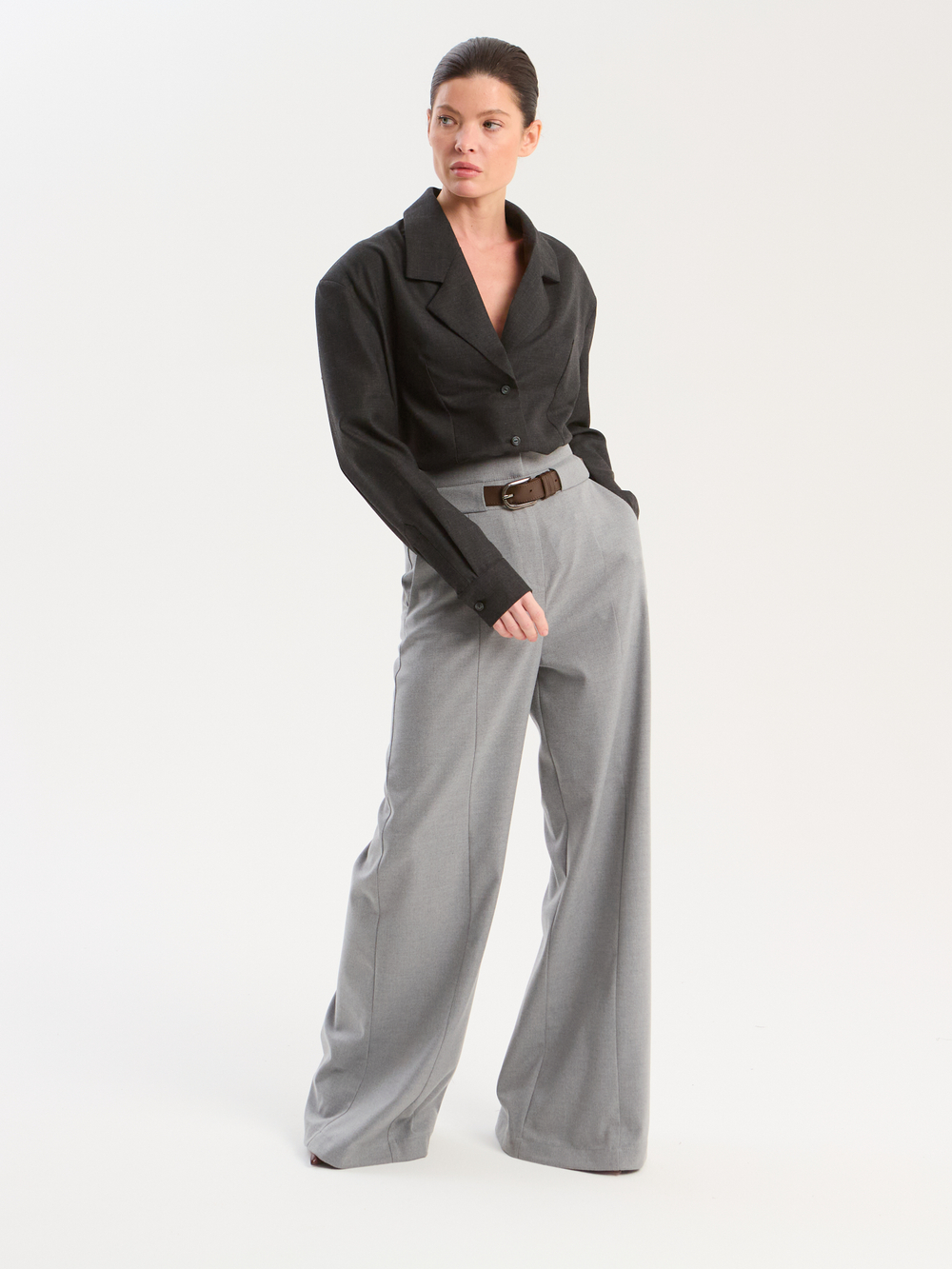 Брюки на высокой посадке