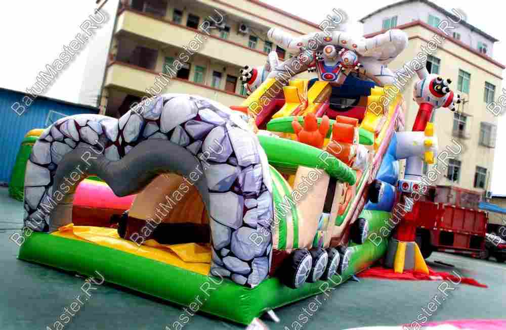 Надувная горка "Вторжение инопланетян"