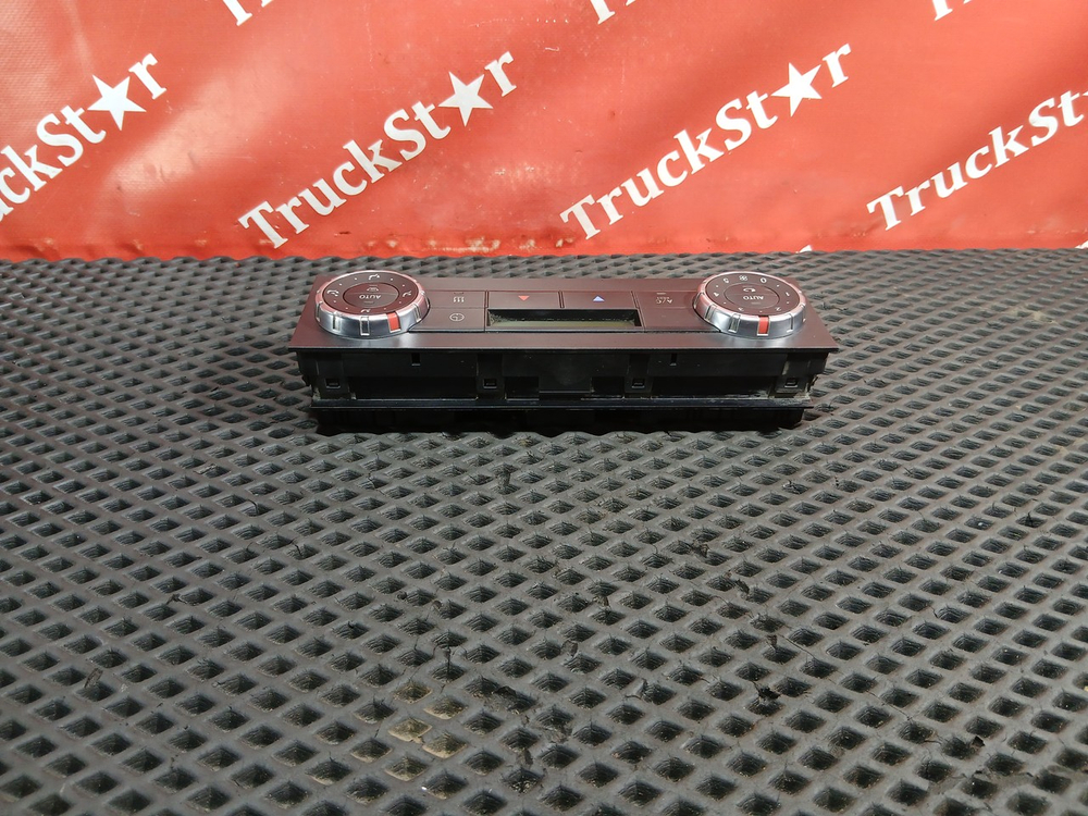 Блок управления отопителем 2019г.