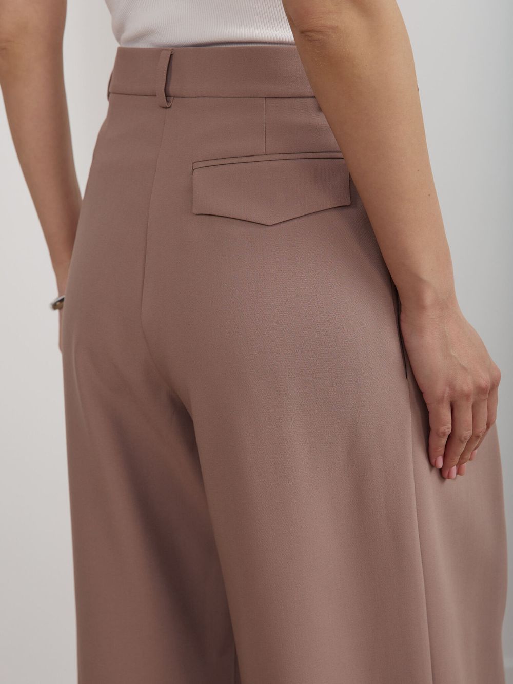 БРЮКИ «ICONIC» КАКАО