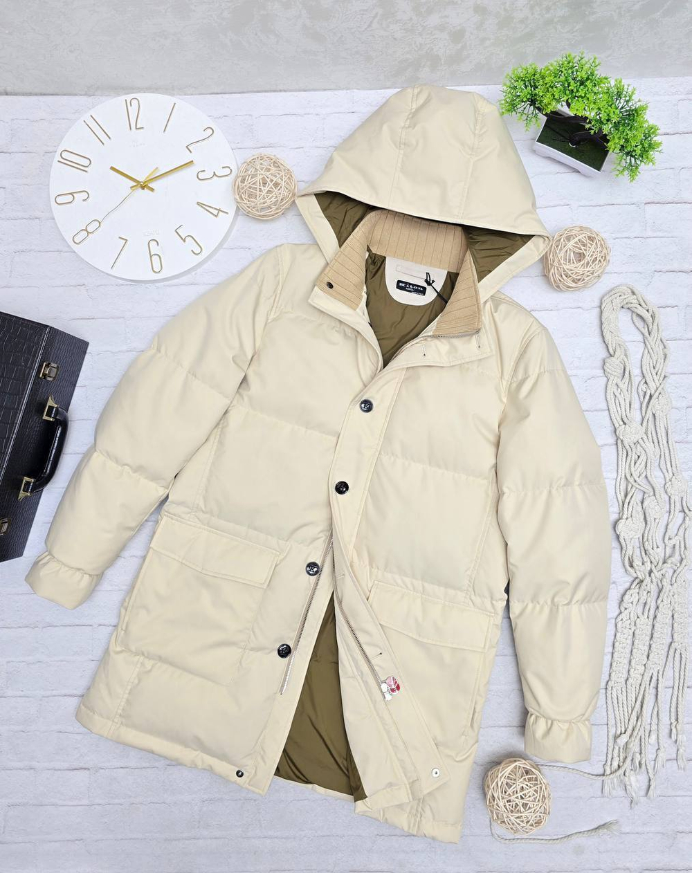 Пуховик Kiton