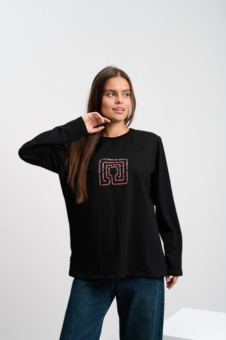 Лонгслив женский черный "Лабиринт."