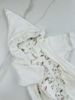 Комбинезон велюровый для малышей