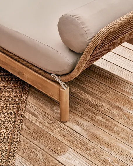 Кушетка Catalina из светло-серой веревки и массива акации