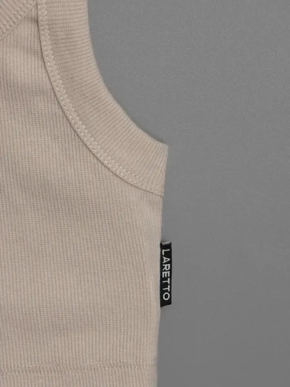 Топ для девочки летний