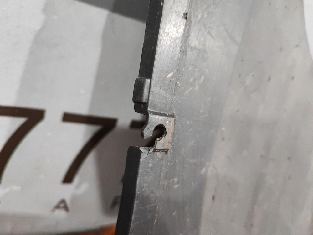 Пыльник заднего бампера Toyota RAV4 IV (XA40) 12-19 Б/У Оригинал 5259142080