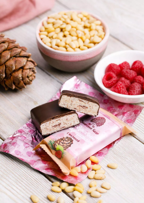 Кедровый марципан с Малиной / шоу-бокс / 18 шт / 720 г / ТМ Сибирский кедр