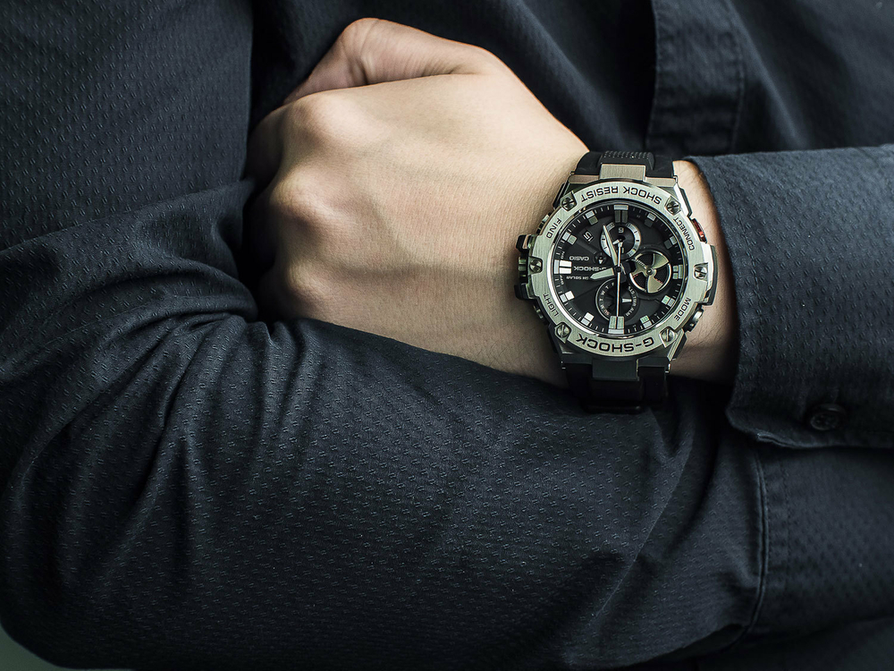 Японские наручные часы Casio G-SHOCK GST-B100-1A с хронографом