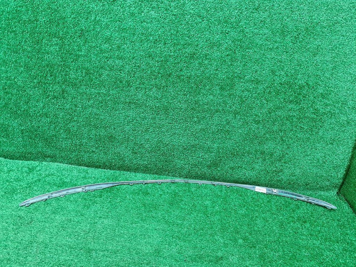 Молдинг бампера Mercedes S W222 (17-20) Maybach