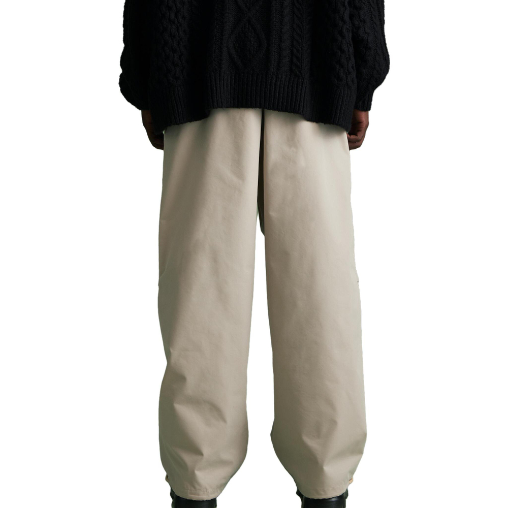 Штаны Fear of God Essentials FW23 Relaxed Trouser /Silver Cloud, 130BT232082F