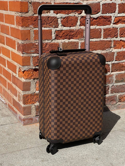 Чемодан Louis Vuitton