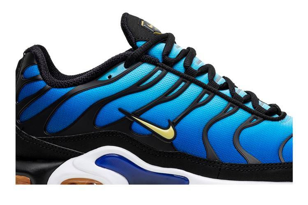 Nike hyper blue deals
