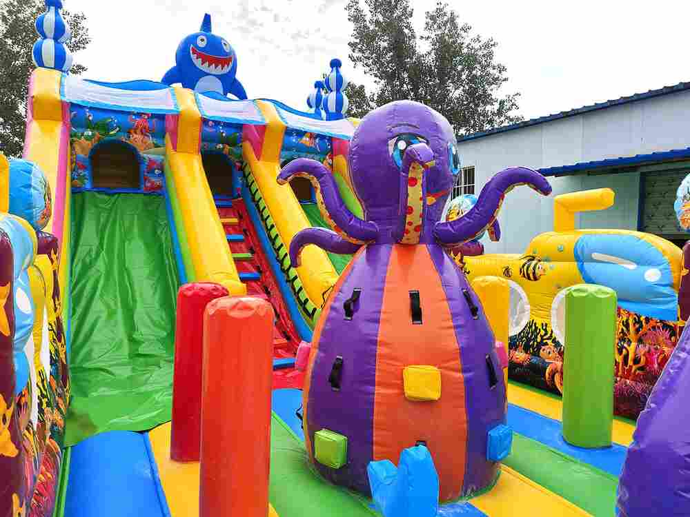 Коммерческий надувной батут «В гостях у моря 4», 10*5*5 м