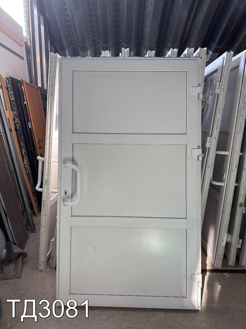 Дверь пластиковая входная Б/У 2040(в) x 1180(ш)