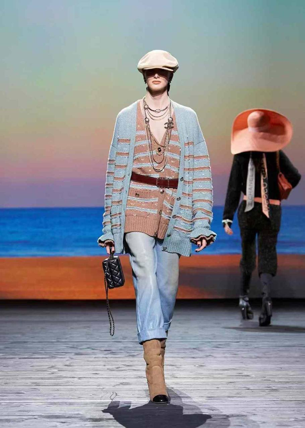 Кардиган CHANEL