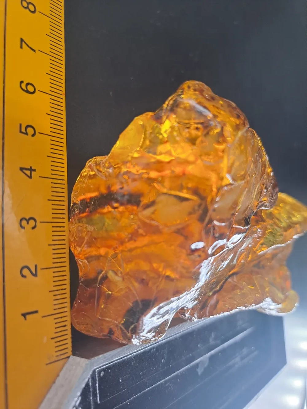 Копал молодой янтарь коллекционный 111 гр