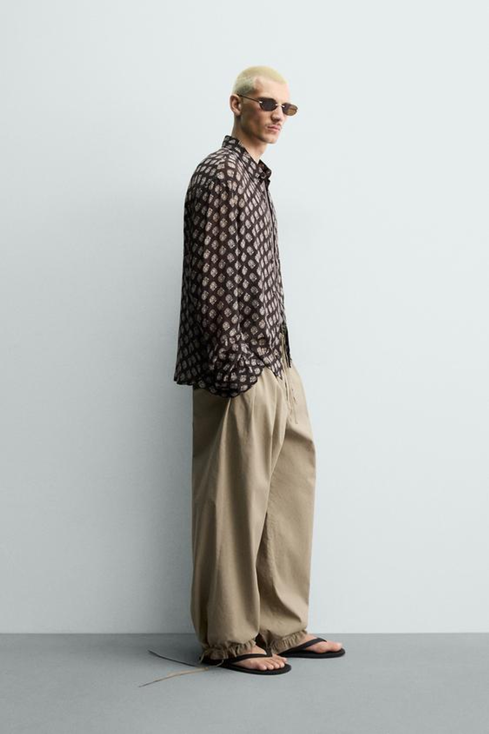 ZARA БРЮКИ BALLOON FIT С ЗАЩИПАМИ, РЫЖЕВАТО-КОРИЧНЕВЫЙ