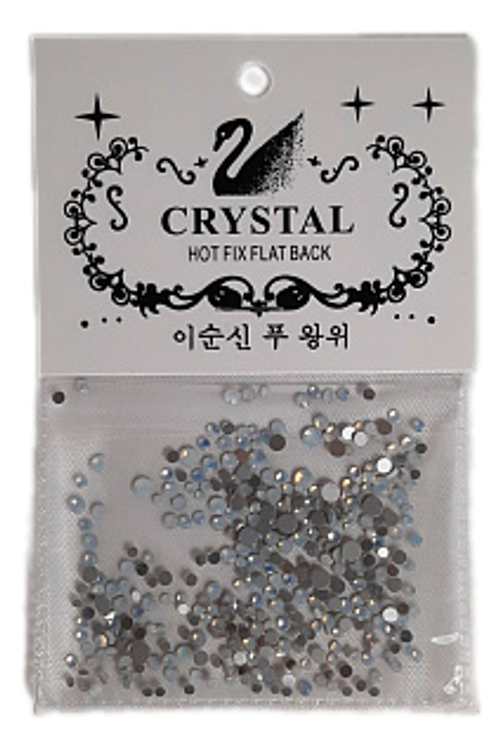 Стразы "Лебедь" 440 шт. разный размер опал белый