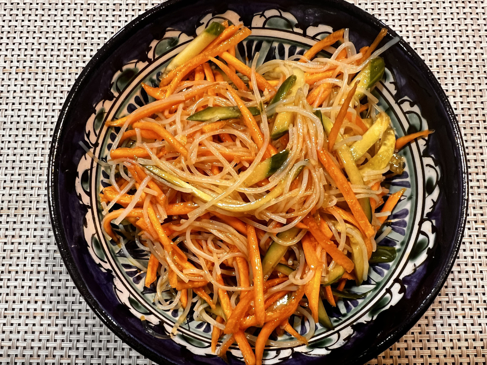 Фунчоза с огурцом