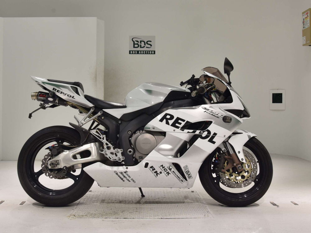 Honda CBR1000RR , 2004